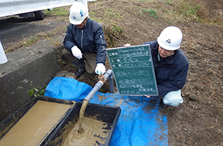 廃棄水道管充填工事